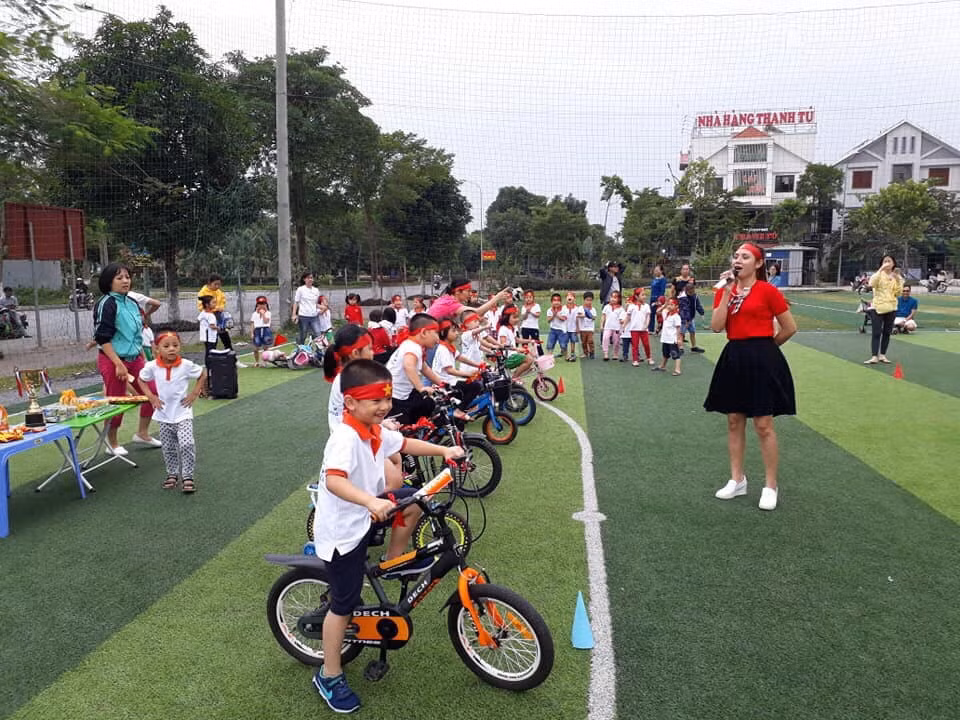 Nhà trường thường xuyên tổ chức các hoạt động ngoại khóa. Ảnh: CTV