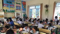 Học sinh tiểu học học theo mô hình VNEN. Ảnh minh họa: baobinhthuan.com.vn