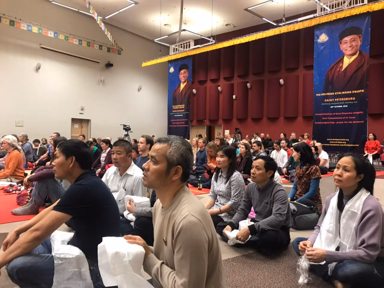 Cộng đồng Phật tử Nga và Việt Nam thành tâm dự lễ Cộng đồng Phật tử Nga và Việt Nam thành tâm dự lễ