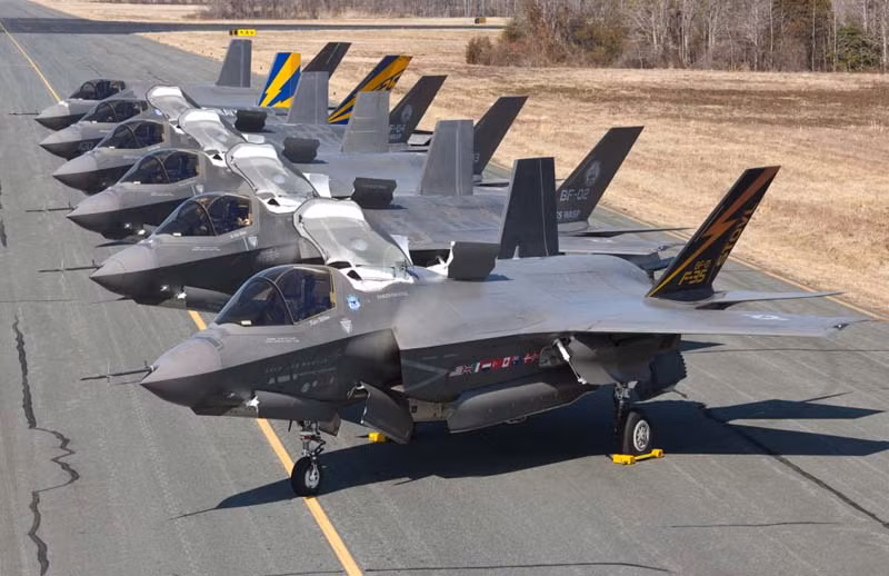 Nhật Bản coi máy bay chiến đấu F-35 là máy bay chiến đấu chủ lực thế hệ tiếp theo của nước này Nhật Bản coi máy bay chiến đấu F-35 là máy bay chiến đấu chủ lực thế hệ tiếp theo của nước này