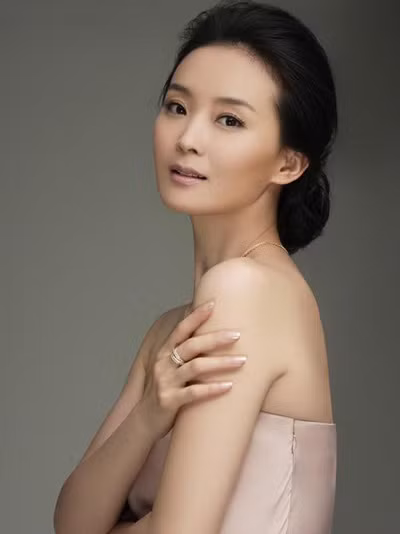 Tuy giờ Vương Diễm đã lui về 'hậu trường' để chăm sóc gia đình, nhưng cho dù đã sinh con đi chăng nữa thì cô cũng ngày càng mặn mà hơn.