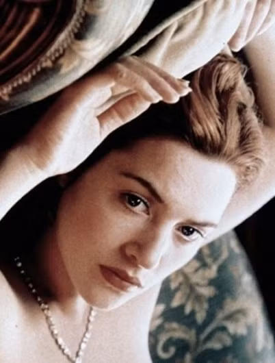 Chắc không một ai yêu thích điện ảnh mà không biết đến cái tên Kate Winslet với vai điễn Rose trong bộ phim kinh điển thế giới Titanic.
