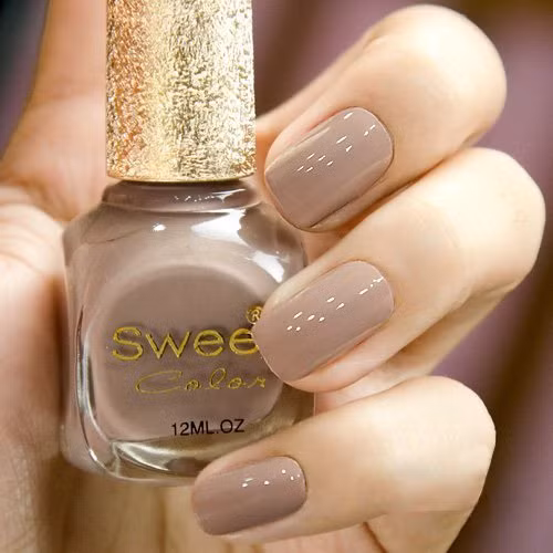 Màu tro thuốc. Xem thêm: Nail xinh, điệu cho bạn gái / Bộ sưu tập váy xinh chào hè 2012.