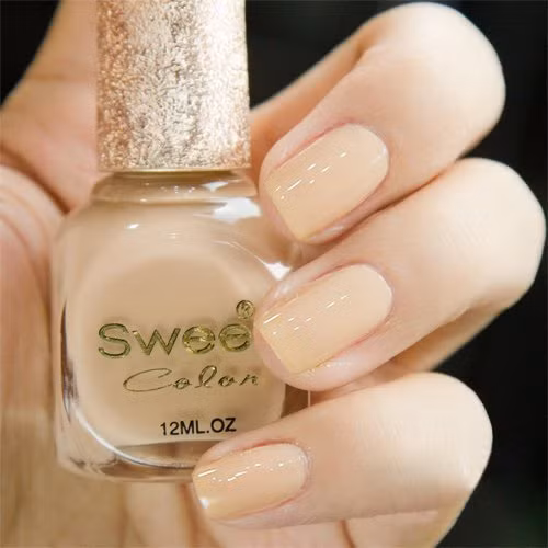 Màu da tự nhiên. Xem thêm: Nail xinh, điệu cho bạn gái / Bộ sưu tập váy xinh chào hè 2012.