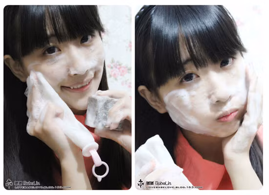 Bước cần làm trước khi trang điểm chính là rửa mặt với sữa rửa mặt thật kỹ.