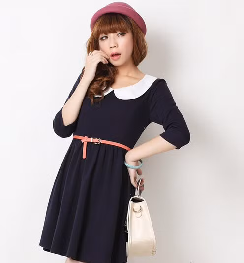 Màu xanh tím được rất nhiều người chọn cho thời trang mùa đông.