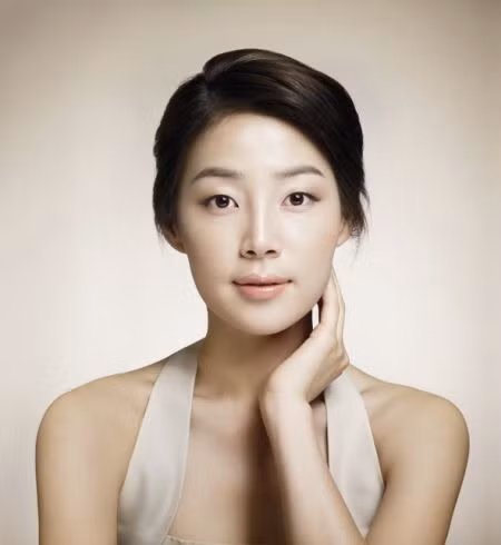 Han Ji Hye không phải là gương mặt mới, từ bộ phim “cô dâu 18 tuổi” mọi người đã biết đến người đẹp mắt một mí của xứ Kim Chi này. Han Ji Hye không phải là gương mặt mới, từ bộ phim “cô dâu 18 tuổi” mọi người đã biết đến người đẹp mắt một mí của xứ Kim Chi này.
