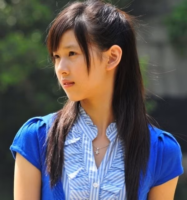 Thế hệ tương lai của điện ảnh Trung Quốc đang trong tay những cô gái 9x. (Ảnh: QQ) Xem thêm: Ngẩn ngơ ngắm Teen thời trang rạng rỡ bên hoa cải Thế hệ tương lai của điện ảnh Trung Quốc đang trong tay những cô gái 9x. (Ảnh: QQ) Xem thêm: Ngẩn ngơ ngắm Teen thời trang rạng rỡ bên hoa cải