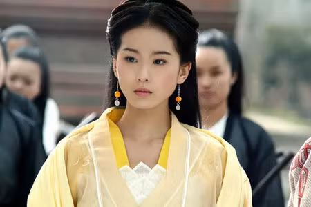 Ngọc nữ Lưu Thi Thi đẹp tinh khiết, nhẹ nhàng của cô được mọi người đánh giá khá giống Lưu Diệc Phi.