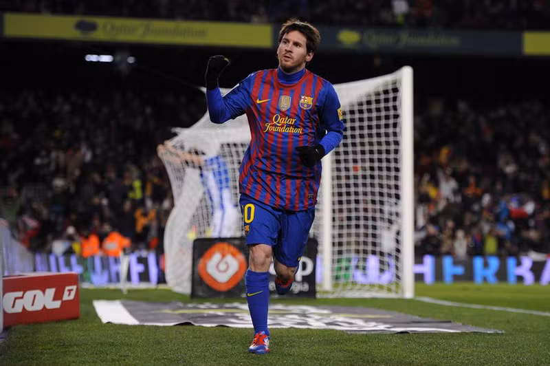 Lionel Messi lột xác thành “x-men” với râu quai nón.