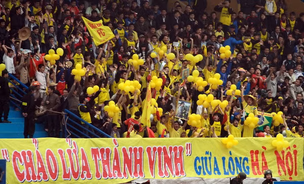 Người hâm mộ V-League và tình yêu thời thổ tả ảnh 4