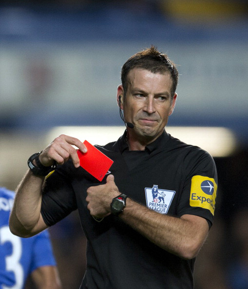 Trọng tài Mark Clattenburg.