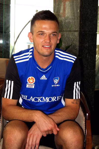 Đội trưởng Sydney FC mê Newcastle.