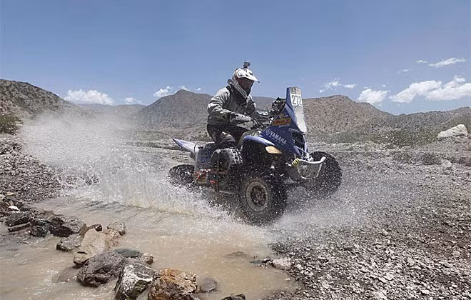 Những hình ảnh kỳ vĩ trên đường đua Dakar Rally.