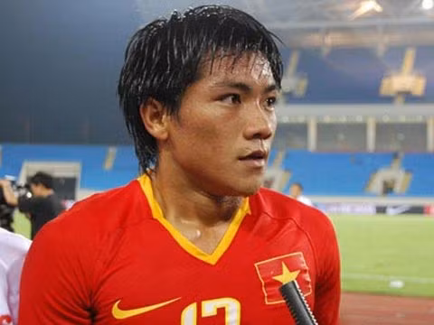 Quang Hải nhận lương 55 triệu/tháng nhưng "không đủ tiền lo cho gia đình". Quang Hải nhận lương 55 triệu/tháng nhưng "không đủ tiền lo cho gia đình".