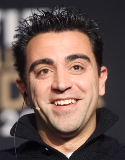 Xavi cũng thoải mái.