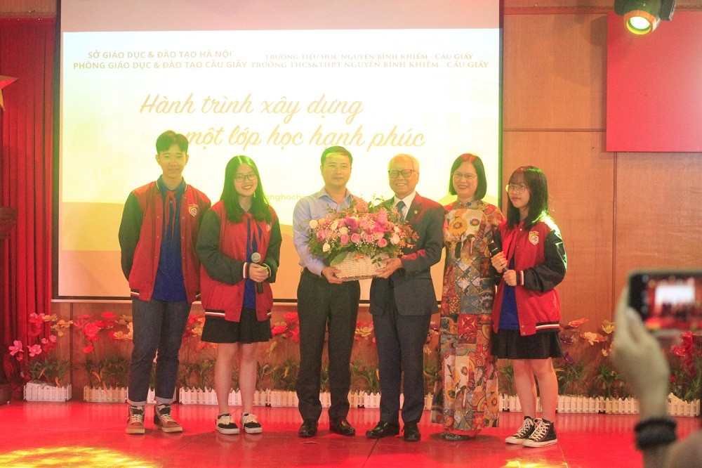 Trường Nguyễn Bỉnh Khiêm là một trong những ngôi trường lấy tiêu chí hạnh phúc của học sinh làm trung tâm hoạt động, giảng dạy của nhà trường (ảnh Trinh Phúc).