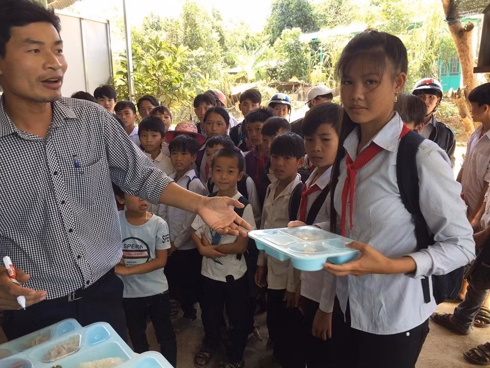 Học sinh hứng thú với hoạt động “Trải nghiệm Tết tri ân” ảnh 4