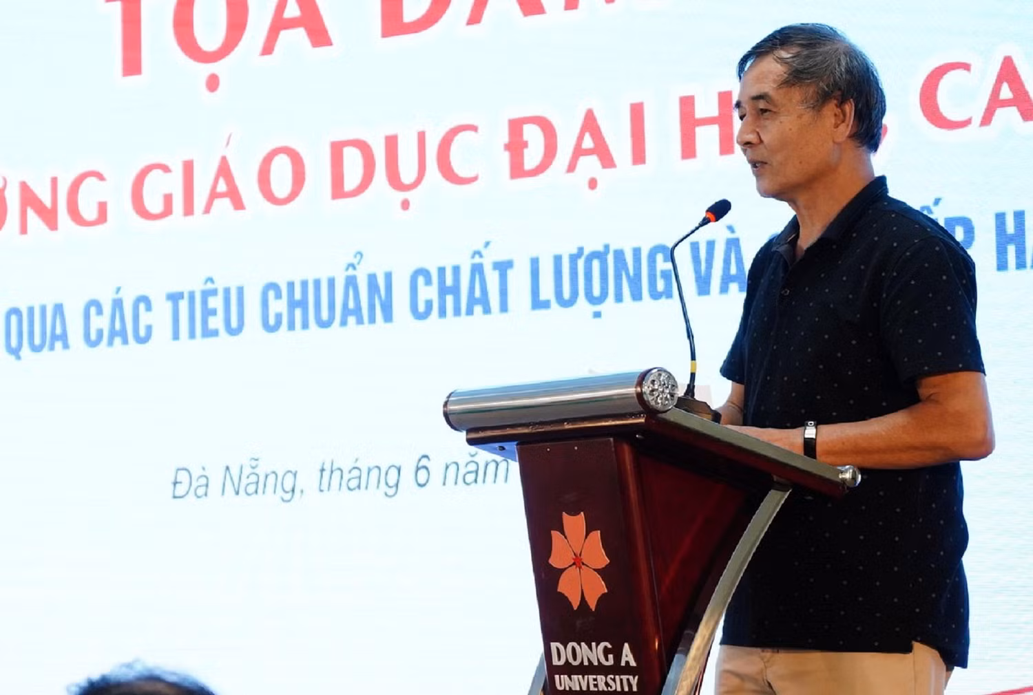Tiến sĩ Lê Trường Tùng (Ảnh: An Nguyên) Tiến sĩ Lê Trường Tùng (Ảnh: An Nguyên)