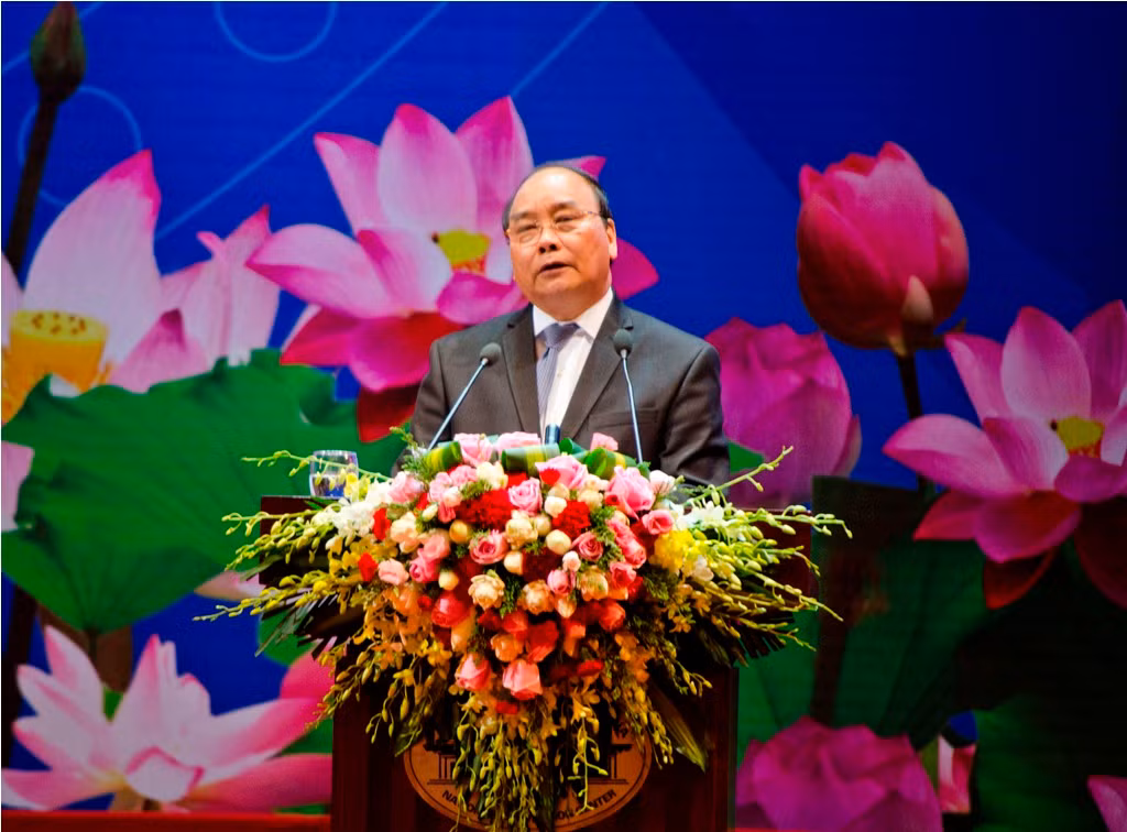 Thủ tướng Nguyễn Xuân Phúc phát biểu tổng kết Hội nghị Thủ tướng với doanh nghiệp năm 2017 với chủ đề “Đồng hành cùng doanh nghiệp” - ảnh: H.Lực. Thủ tướng Nguyễn Xuân Phúc phát biểu tổng kết Hội nghị Thủ tướng với doanh nghiệp năm 2017 với chủ đề “Đồng hành cùng doanh nghiệp” - ảnh: H.Lực.