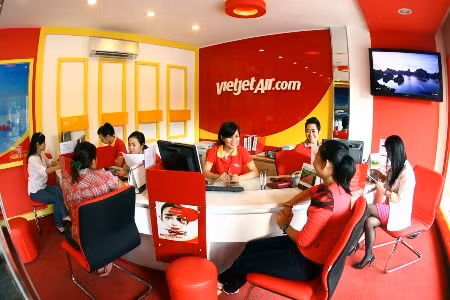VietJetAir: Muốn mua vé siêu rẻ 10.000 đồng, khách phải “đầu tư”! 