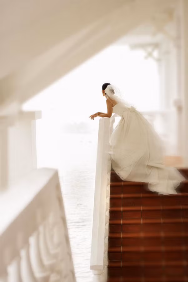 Ngoài ra, với không gian lãng mạn, InterContinental Hanoi Westlake được nhiều đôi uyên ương lựa chọn làm nơi chụp ảnh cưới. Ngoài ra, với không gian lãng mạn, InterContinental Hanoi Westlake được nhiều đôi uyên ương lựa chọn làm nơi chụp ảnh cưới.
