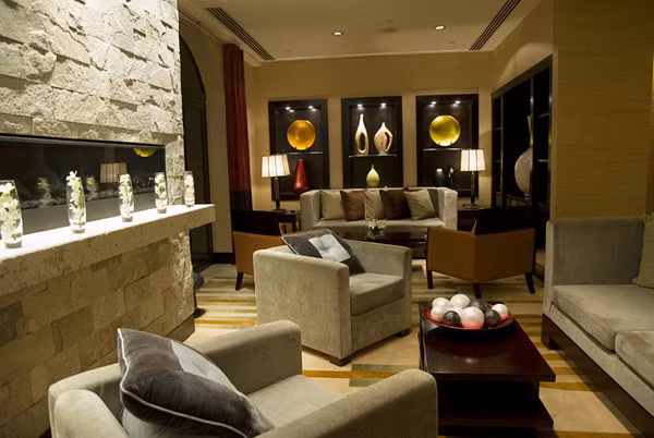 InterContinental Hanoi Westlake có một phong cách tinh tế của lối kiến trúc mang âm hưởng của văn hóa Việt Nam, kết hợp với sự hiện đại của phương Tây do tập đoàn khách sạn InterContinental - tập đoàn lớn nhất thế giới về số lượng phòng khách và danh tiếng về chất lượng dịch vụ, quản lý. InterContinental Hanoi Westlake có một phong cách tinh tế của lối kiến trúc mang âm hưởng của văn hóa Việt Nam, kết hợp với sự hiện đại của phương Tây do tập đoàn khách sạn InterContinental - tập đoàn lớn nhất thế giới về số lượng phòng khách và danh tiếng về chất lượng dịch vụ, quản lý.