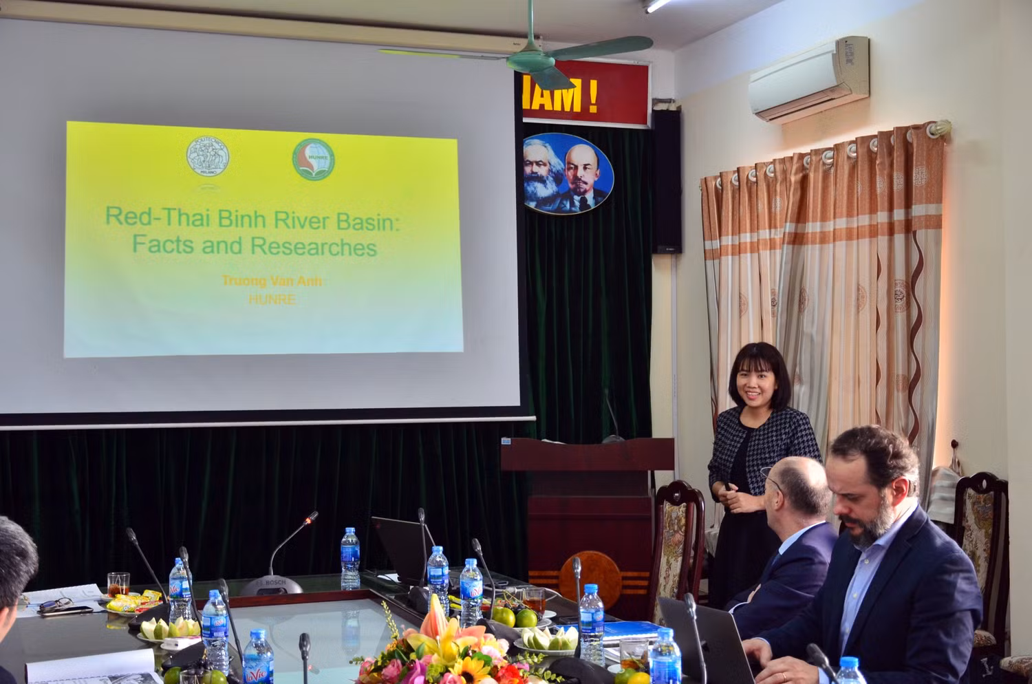 Tiến sĩ Trương Vân Anh - Trưởng khoa Khoa Khí tượng Thủy văn - Trường Đại học Tài nguyên và Môi trường Hà Nội. Ảnh: NVCC.