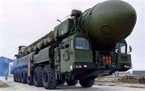 Tên lửa hạt nhân di động Topol-12M của Nga. Nguồn Internet. Tên lửa hạt nhân di động Topol-12M của Nga. Nguồn Internet.