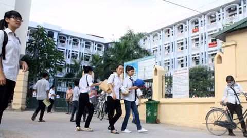 Ký túc xá Mễ Trì, Từ Liêm, Hà Nội.