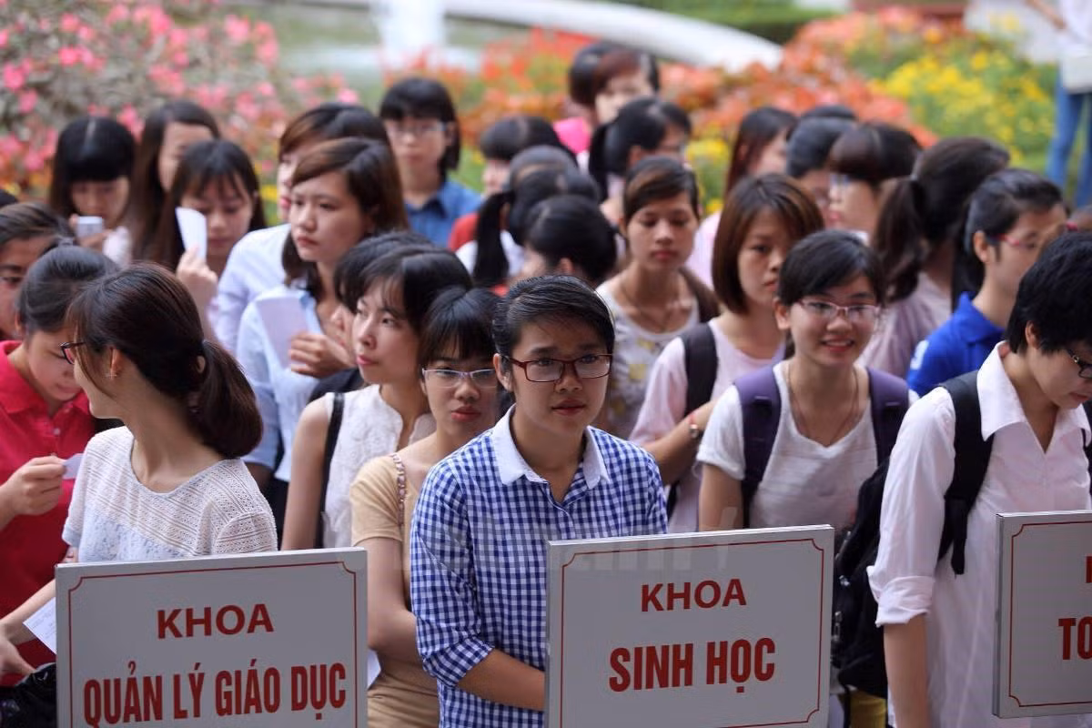 Sinh viên trường sư phạm (Ảnh minh họa: dangcongsan.vn)
