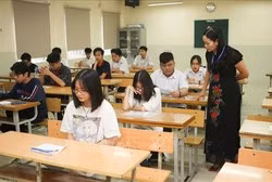Đâu phải chỉ có mỗi môn Sử là buồn! ảnh 2