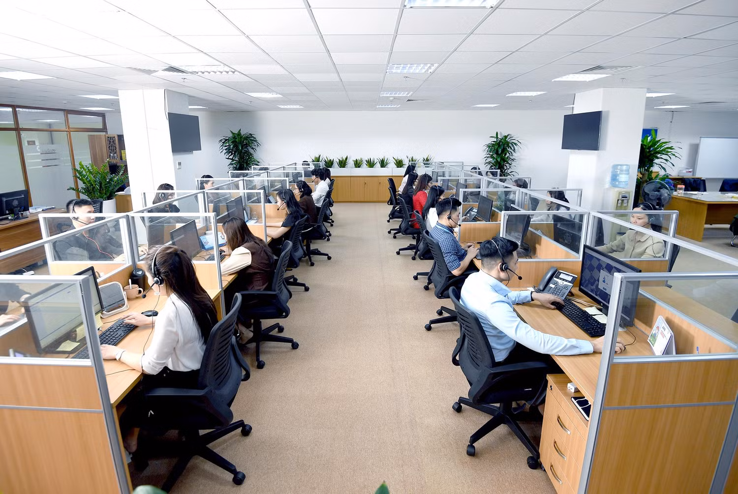 Trung tâm dịch vụ khách hàng VietinBank nỗ lực đổi mới, bứt phá mạnh mẽ trong hoạt động chăm sóc khách hàng