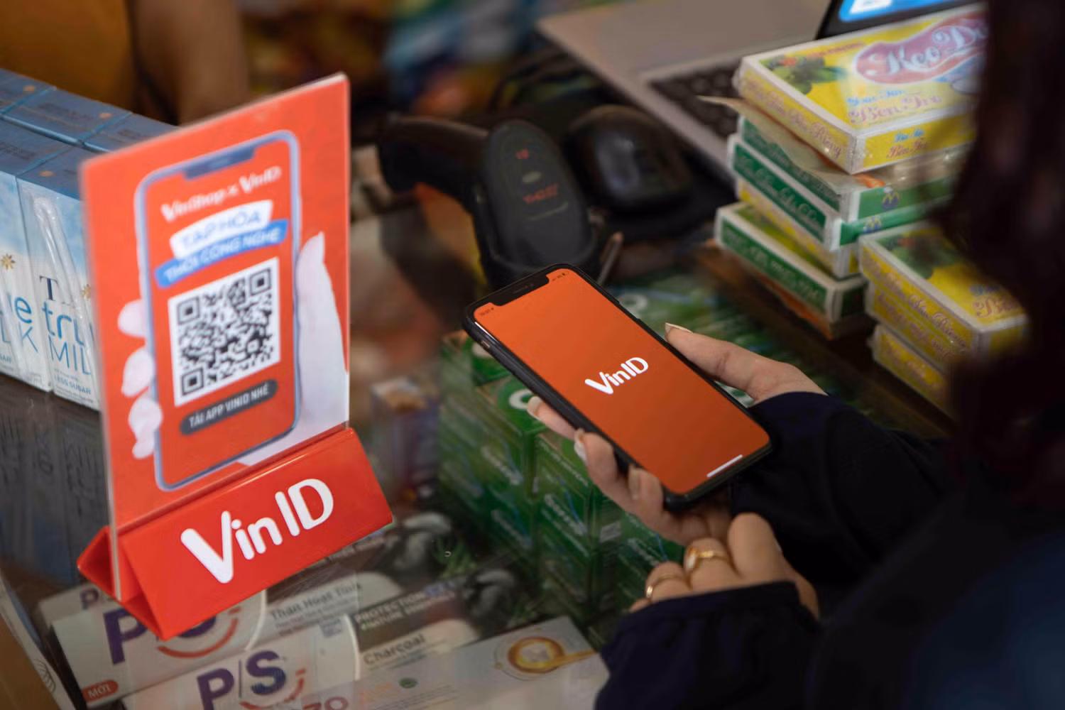 Các sản phẩm từ One Mount là bệ đỡ giúp doanh nghiệp SMEs phát triển mô hình kinh doanh của mình.