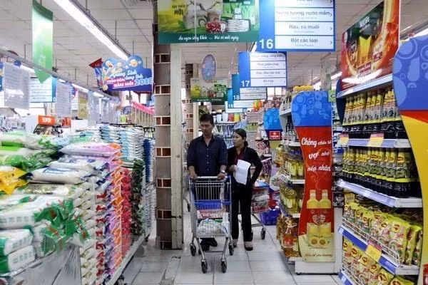 Bộ Tài chính cho biết công tác quản lý, điều hành giá cần tiếp tục tăng cường để góp phần kiểm soát lạm phát theo mục tiêu đề ra. (Ảnh minh họa: Vietnam+)