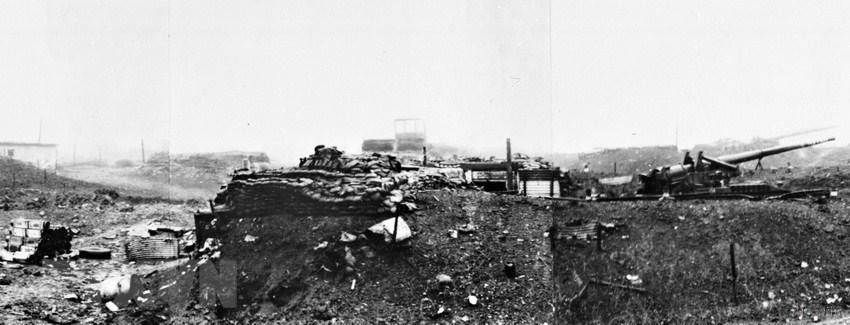 Căn cứ Tân Lâm bị tiêu diệt, ngày 2/4/1972. (Ảnh: Đoàn Công Tính/TTXVN phát) Căn cứ Tân Lâm bị tiêu diệt, ngày 2/4/1972. (Ảnh: Đoàn Công Tính/TTXVN phát)