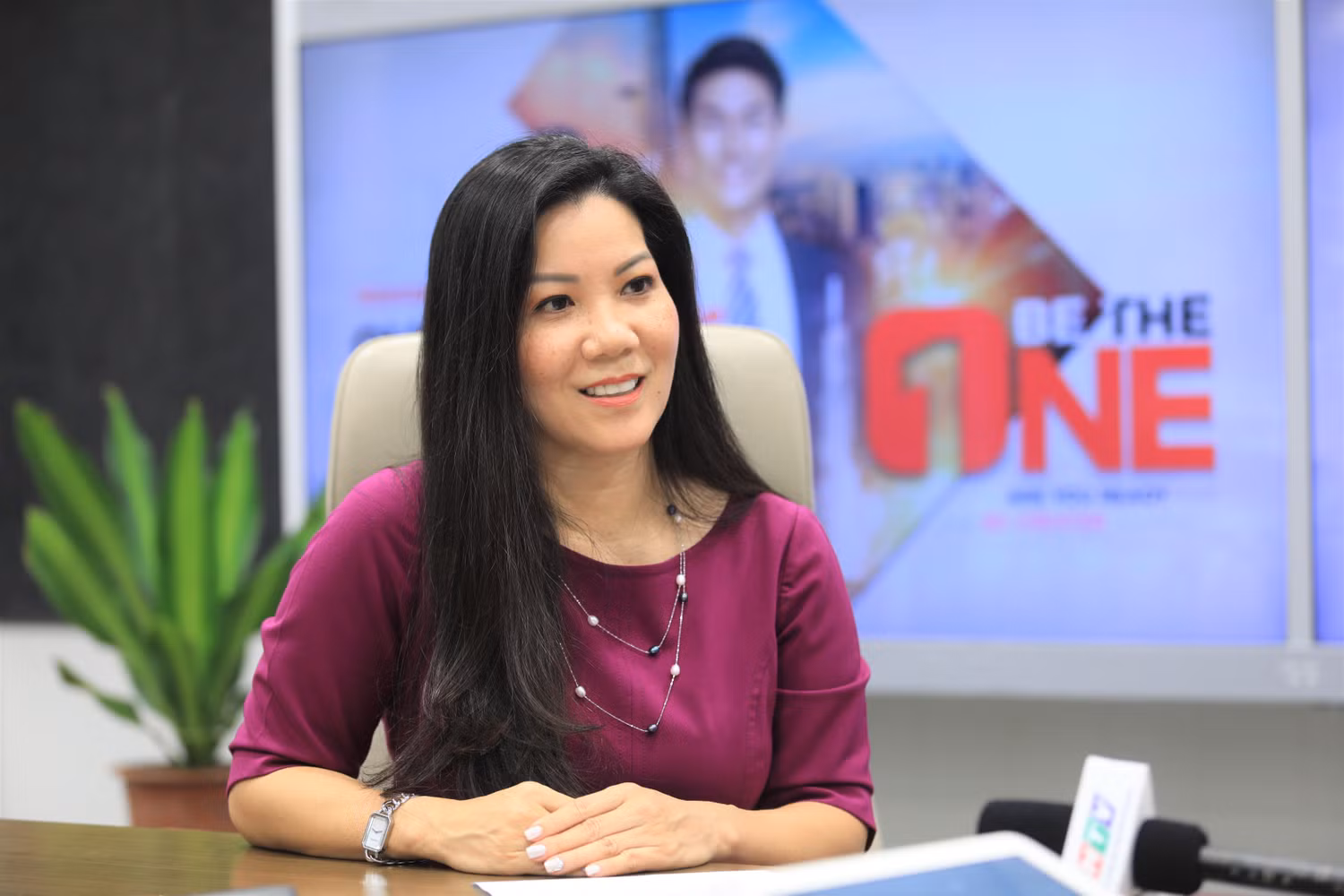 Bà Nikki Đặng Mỹ Quyên - Giám đốc Khối Quản trị Nguồn nhân lực Techcombank Bà Nikki Đặng Mỹ Quyên - Giám đốc Khối Quản trị Nguồn nhân lực Techcombank