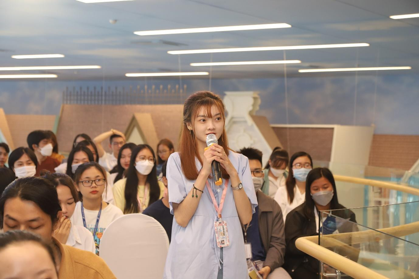 Sinh viên hào hứng đặt câu hỏi về chương trình The Next Novator Sinh viên hào hứng đặt câu hỏi về chương trình The Next Novator