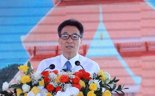 Phó Thủ tướng Vũ Đức Đam: Cần tiếp tục làm tốt công tác quản lý, gìn giữ các công trình ghi công liệt sĩ; thực hiện thật tốt công tác tìm kiếm, quy tập và xác định danh tính liệt sĩ; công tác chăm sóc Mẹ Việt Nam Anh hùng, gia đình liệt sĩ, người có công - Ảnh: VGP/Đình Nam Phó Thủ tướng Vũ Đức Đam: Cần tiếp tục làm tốt công tác quản lý, gìn giữ các công trình ghi công liệt sĩ; thực hiện thật tốt công tác tìm kiếm, quy tập và xác định danh tính liệt sĩ; công tác chăm sóc Mẹ Việt Nam Anh hùng, gia đình liệt sĩ, người có công - Ảnh: VGP/Đình Nam