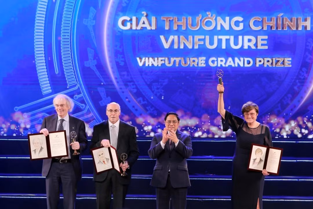 Các chủ nhân Giải thưởng Chính VinFuture 2021