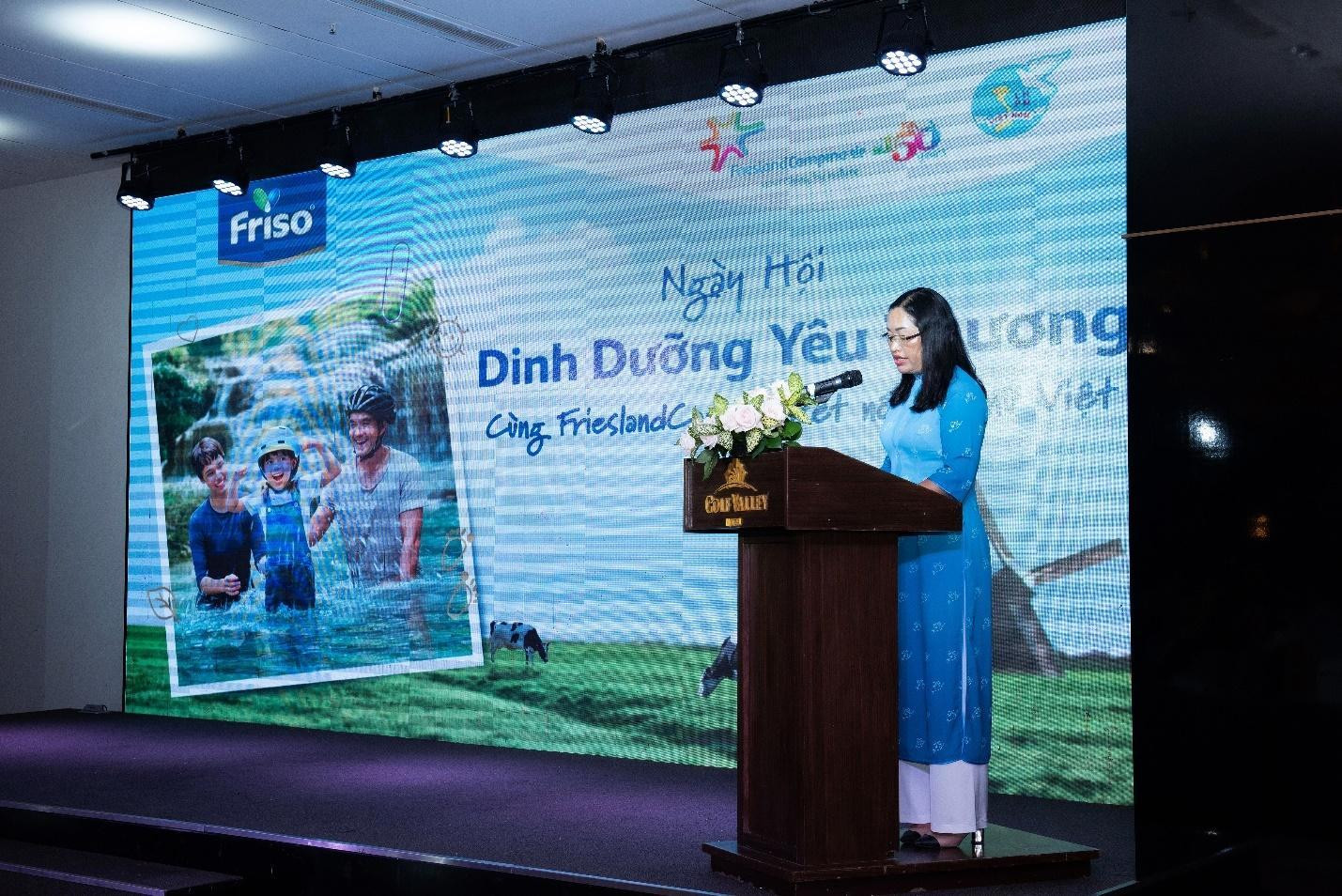Bà Cil Bri, Phó Chủ tịch Hội Liên hiệp Phụ nữ tỉnh Lâm Đồng đánh giá cao sự hợp tác của FrieslandCampina trong việc nâng cao sức khỏe dinh dưỡng cho phụ nữ Bà Cil Bri, Phó Chủ tịch Hội Liên hiệp Phụ nữ tỉnh Lâm Đồng đánh giá cao sự hợp tác của FrieslandCampina trong việc nâng cao sức khỏe dinh dưỡng cho phụ nữ