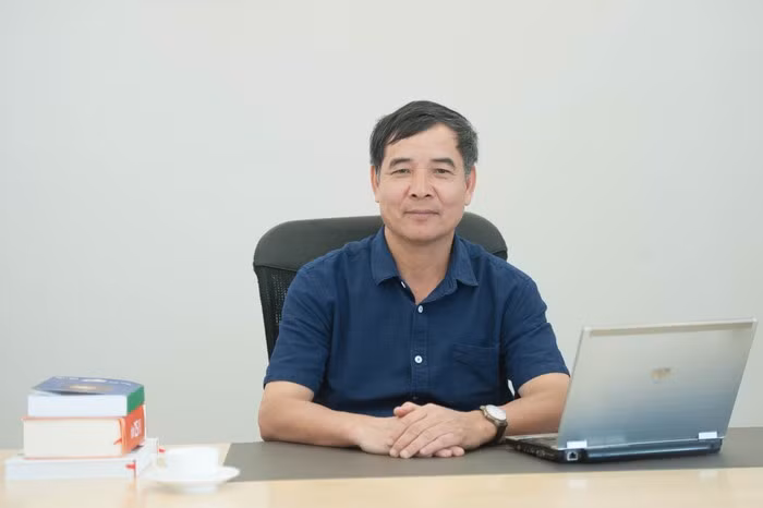 Tiến sĩ Lê Trường Tùng – Chủ tịch Hội đồng trường Trường Đại học FPT. Ảnh: NVCC Tiến sĩ Lê Trường Tùng – Chủ tịch Hội đồng trường Trường Đại học FPT. Ảnh: NVCC