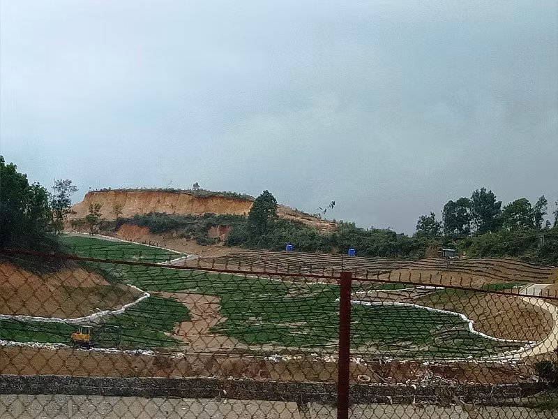 Thành phố Hạ Long ra thông báo khẩn yêu cầu dân di dời vì sợ lũ bùn, đất của FLC ảnh 2