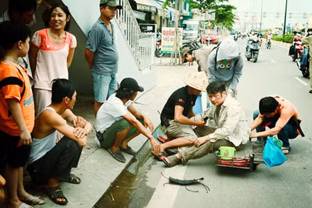 Bộ phim còn có sự tham gia diễn xuất của dàn viên viên: Trường Giang, Kiều Minh Tuấn, Minh Khuê, Đinh Huy (X-Factor), NSƯT Lê Thiện, MC Ngọc Tiên, Miko Lan Trinh, Lan Phương, hotgirl Trang Anna…