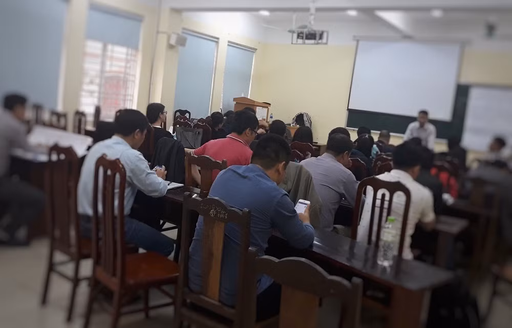 Một lớp học thạc sĩ (Ảnh minh họa: A.N).