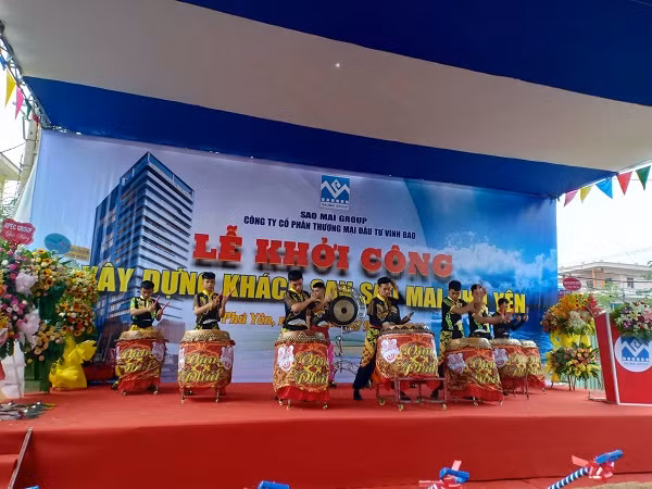 Lễ khởi công xây dựng khách sạn Sao Mai Phú Yên. Lễ khởi công xây dựng khách sạn Sao Mai Phú Yên.
