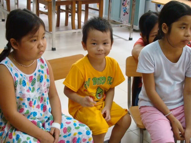 Trò chơi hát đối về con vật khiến các em nhỏ rất thích thú. >>BẤM ĐÂY XEM CẬP NHẬT ĐIỂM THI ĐẠI HỌC, CAO ĐẲNG NHANH NHẤT 2012