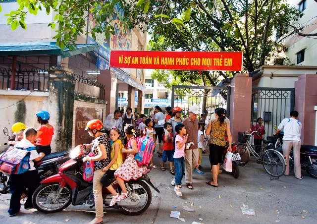 Sau một ngày thực hiện, nhà trường đã lại trở về giờ học như cũ. (ảnh minh họa) Ngọc Tú