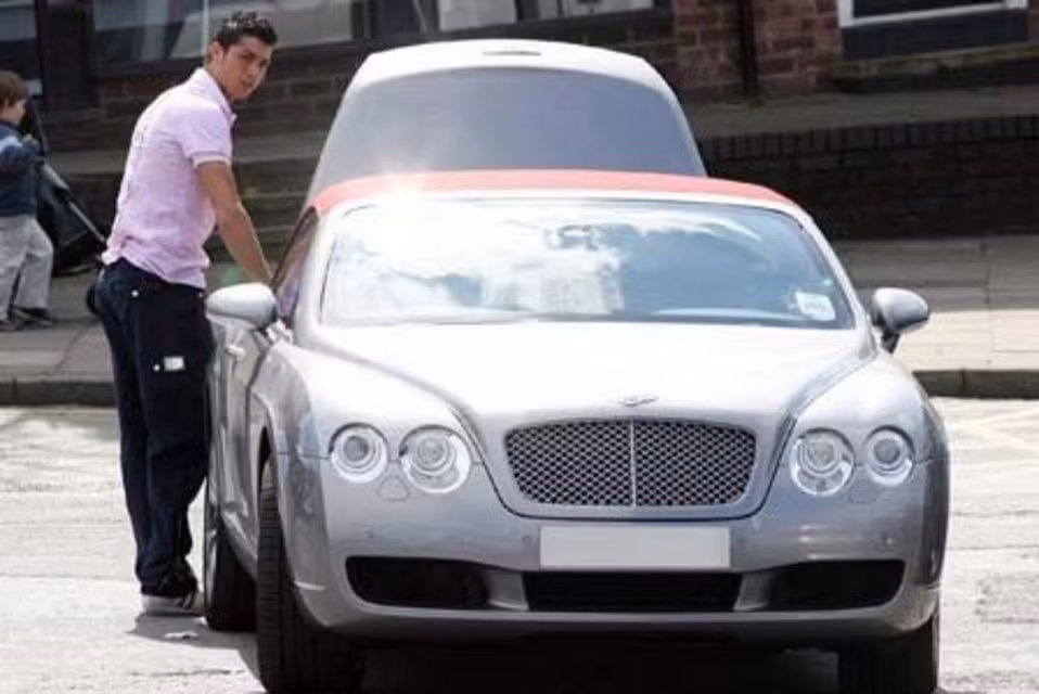 Chiếc Bentley Continental GTC, 560 mã lực