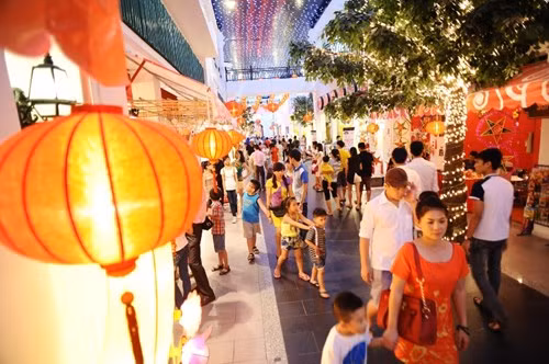 Các trường thi đấu làm lồng đèn, có lãng phí quá không? ảnh 2 Các trường thi đấu làm lồng đèn, có lãng phí quá không? ảnh 2